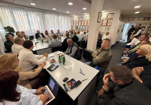 Taksisti iz cijele BiH nakon sastanka: Građani koji pristupe bilo kojoj nelegalnoj aplikaciji za prevoz biće kažnjeni