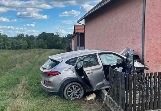 Teška saobraćajna nesreća kod Bijeljine: Jedna osoba poginula
