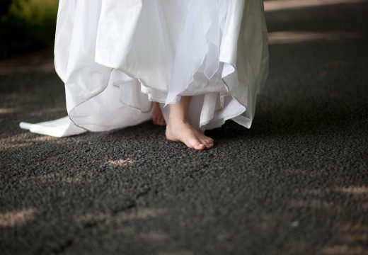 Tragedija na svadbi izbjegnuta “za dlaku”: Vjenčanica se zapalila tokom prvog plesa