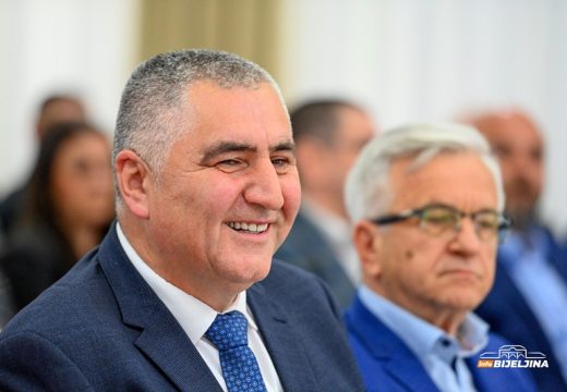 Vlada RS: Čedomir Stojanović preuzeo dužnost direktora Republičkog sekretarijata za raseljena lica i migracije