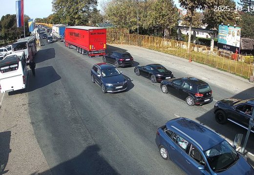 AMS RS: Kolone vozila na izlazu iz BiH