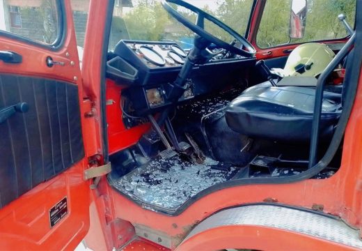 Srbija: Vatrogasci napadnuti kad su izašli da gase požar, vatre nije ni bilo (Foto)