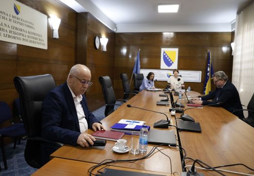 Izbori: CIK BiH nabavlja skenere i ostalu opremu za izbore vrijednu 88 miliona maraka