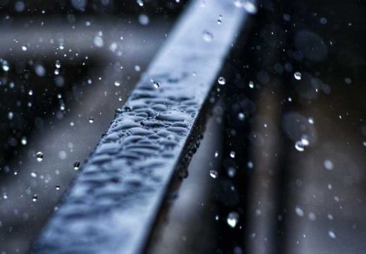 Danas hladno sa kišom, na planinama snijeg: U Hercegovini olujna bura