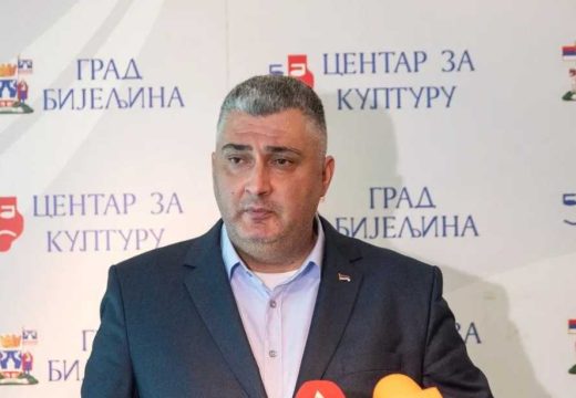 MILOVANOVIĆ: “Nevjerovatno, ali istinito – niko iz SDS-a nije htio potpisati punomoć za skidanje sankcija ni svojim kadrovima“