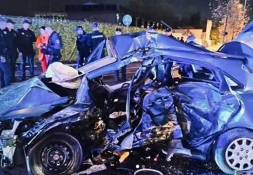 Hronika: U autu s BiH tablicama proletio na crveno i usmrtio cijelu porodicu (Video)
