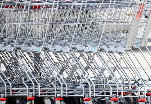 Vlada donijela odluku: Srpska pravi minimalnu i prosječnu potrošačku korpu