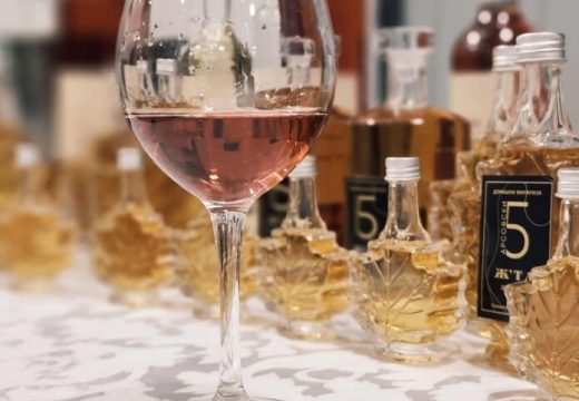 U Bijeljini otvoren 5. Međunarodni sajam vina (Foto)