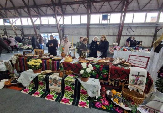 Preduzeće „Grad“ a.d. Bijeljina: Otvoren Osamnaesti Mitrovdanski sabor (Foto)