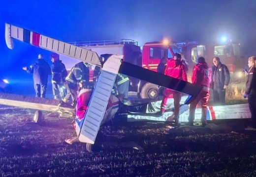 Kopilot (30) poginuo na mjestu, pilot (24) u bolnici: U padu aviona kod Subotice bili mladi članovi lokalnog Aero kluba