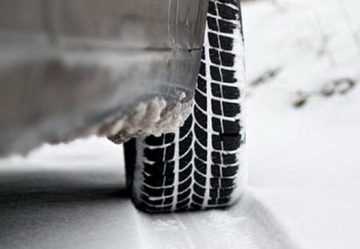 Za bezbjednu vožnju i uštedu goriva: Evo koji je ispravan pritisak u gumama zimi