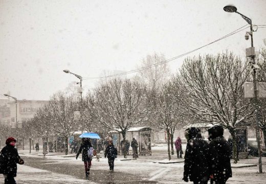 RHMZ: Upozorenje na zahlađenje i snježne padavine