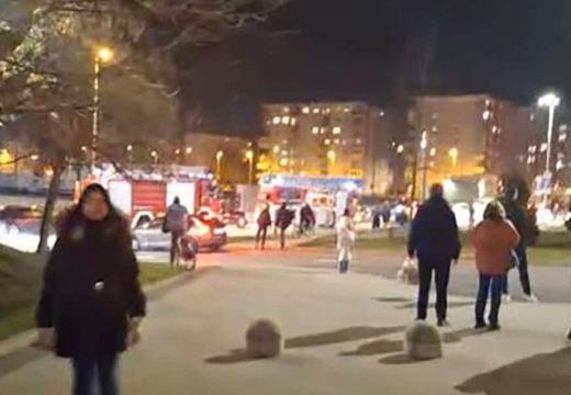 Na terenu brojni vatrogasci: Požar u zagrebačkom Arena Centru (Video)