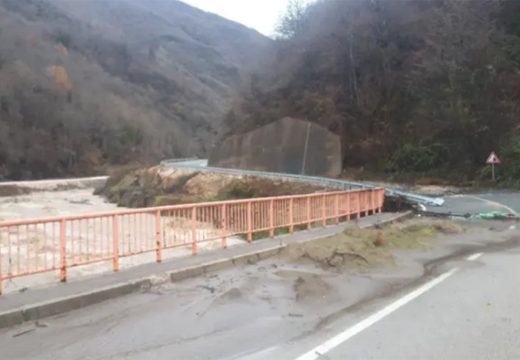 Poplave: Vodena bujica odnijela put kod Konjica, mještani ogorčeni zbog izostanka zaštitnih radova