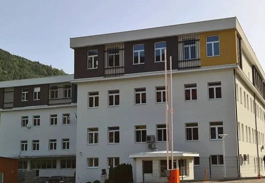 RS: Studentkinja izliječena od tifusa puštena na kućno liječenje