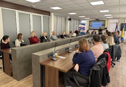 Obilježavanje Međunarodnog dana prava djeteta: U Bijeljini održan okrugli sto na temu promocije hraniteljstva