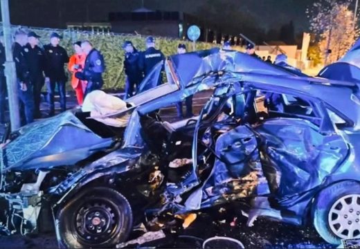 Hrvatska zavijena u crno: Poginula dva mladića (18), jurili 160 na sat (Video)