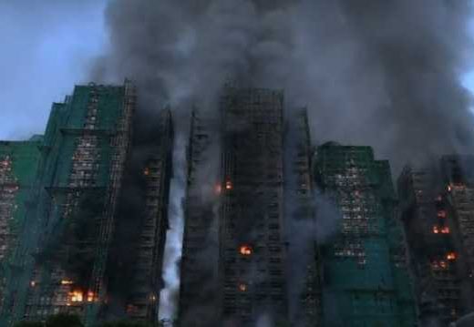 Broj žrtava u Hong Kongu povećan na 83: Spasioci se borili sa vatrom i gustim dimom više od jednog dana