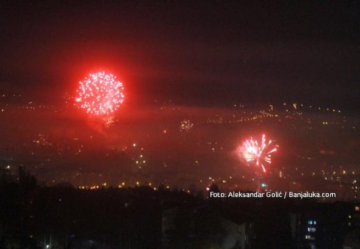 Novogodišnji običaji širom svijeta: Ko tjera zle duhove, a ko slavi pod maskama?