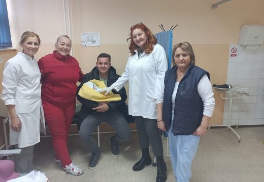 Sofija požurila: Stigla na svijet u Službi hitne pomoći