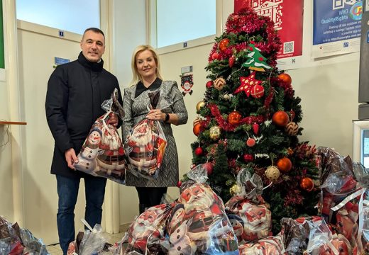 Pomoć: EVL donirala 100 paketića Centru za socijalni rad Banjaluka