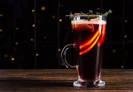 Region: Trovanje kuhanim vinom u Sloveniji, šest osoba hospitalizovano