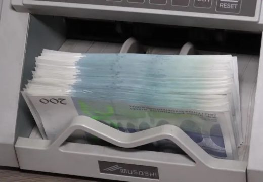 RS: Od ovog mjeseca se može očekivati povećanje plata u Srpskoj