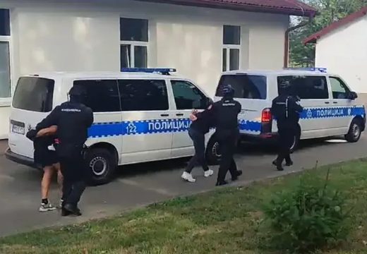 Paljenje auta, droga, oružje: 19 optuženih u velikoj akciji u Srpskoj