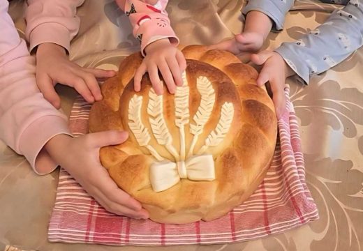 Običaji: Kako se pravilno čestita Božić?