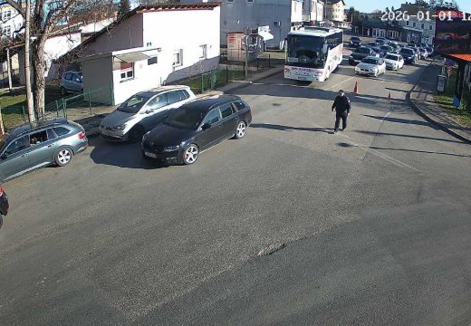 AMS RS: Gužve na više graničnih prelaza sa Hrvatskom