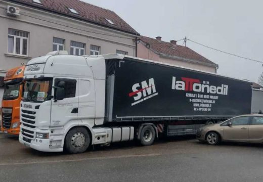 Protest: Prevoznici iz BiH i regiona blokirali teretne granične prelaze sa EU