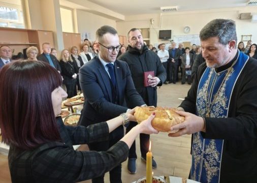 Gimnazija „Filip Višnjić“:  Bijeljina obilježila školsku slavu Svetog Savu (Foto)