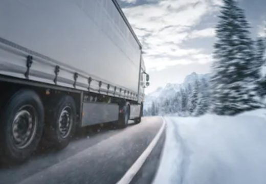 AMS RS: Obustavljen saobraćaj za teretnjake preko dva prevoja