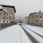 Prizor koji se rijetko viđa: Ulice Mostara prekrio snijeg