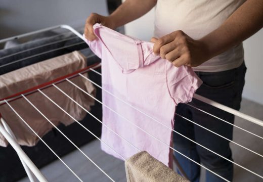 Mučite muku sa odjećom: Žena otkrila fantastičan trik za sušenje veša tokom zime