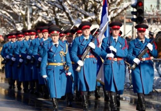 Trg Krajine u Banjaluci: Počeo svečani defile povodom Dana Republike Srpske (Video)