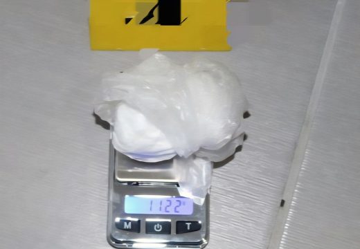 PU Bijeljina: Hapšenje i pretresi u Šamcu, pronađeno 112,8 grama kokaina