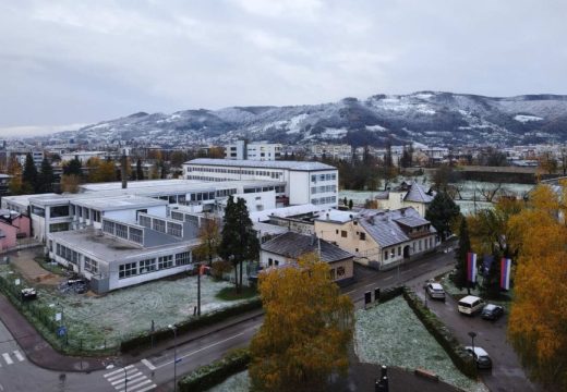 U Banjaluci snijeg pada: U ovom dijelu Srpske očekuju se pljuskovi