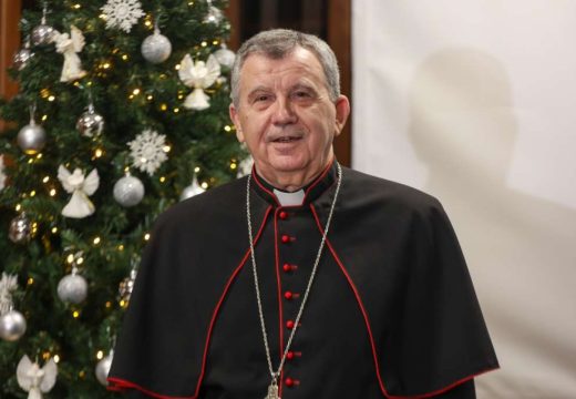 BiH: Nadbiskup Vukšić uputio božićne čestitke