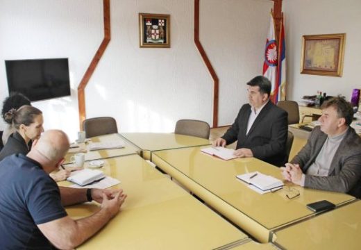 Lopare:  Savić razgovarao sa Anom Seleznovom, novim šefom Terenske kancelarije Tuzla Misije OEBS-a 