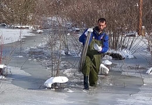 Tihi heroji: Radnici “Elektro – Bijeljine” u ekstremnim uslovima otklanjaju kvarove