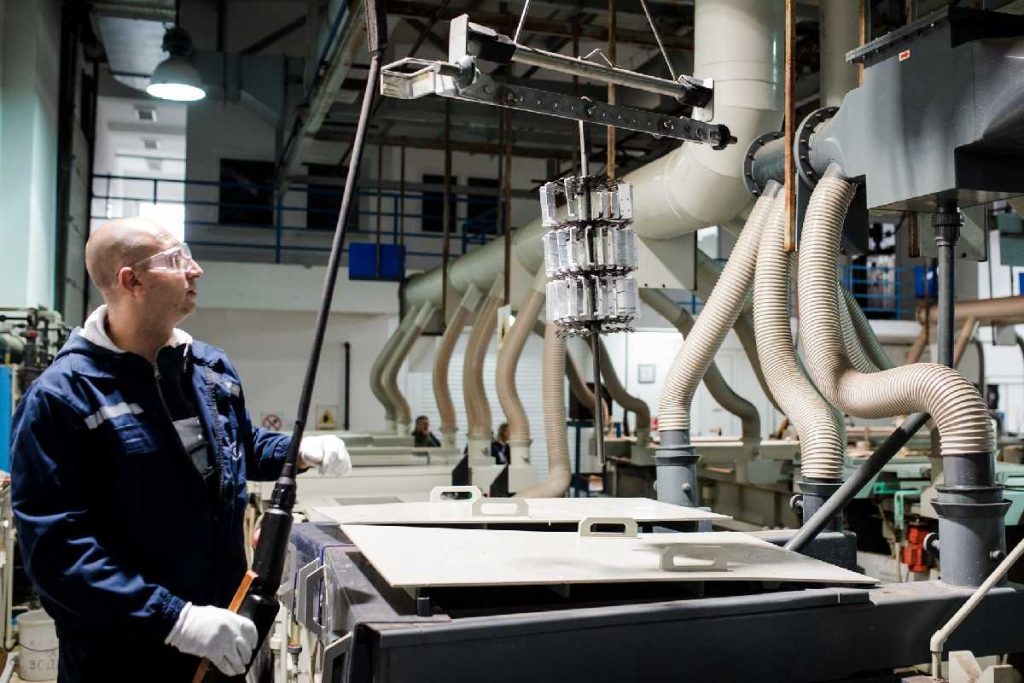 Hromatizacija: Proces koji bijeljinski „Orao“ obavlja za domaće i svjetske kompanije