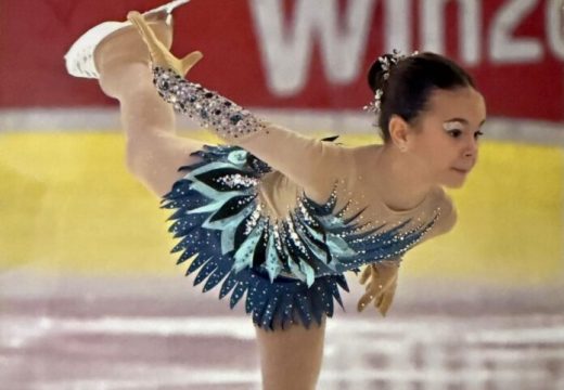 Večeras na “Zimskom korzou“: Mlada klizačka zvijezda Dorotea Stanić oduševljava Bijeljinu (foto,video)