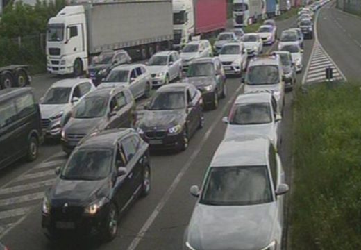 Gužve ne prestaju: Pojačan intenzitet na tri prelaza ka Hrvatskoj