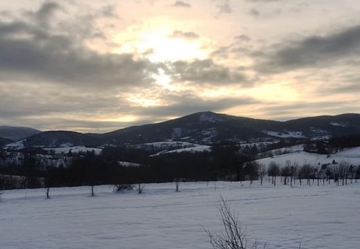 Zima na pauzi: Temperature do 15 stepeni, magla i saharski pijesak nad BiH