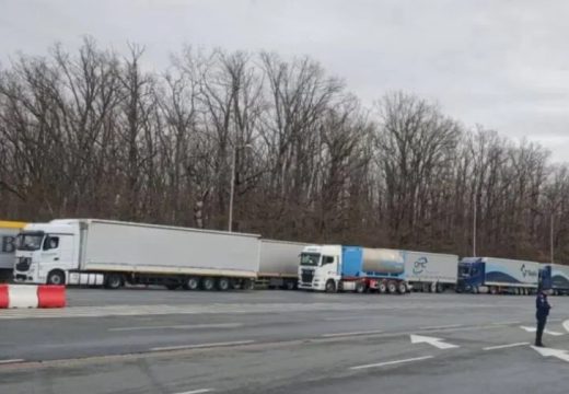 “Nema odustajanja”: Prevoznici nastavili blokadu