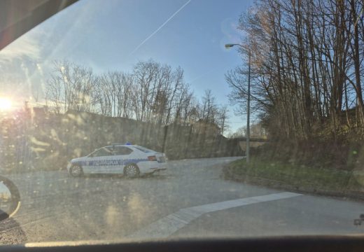 Poginuo vozač: Teška nesreća u Derventi u novogodišnjoj noći