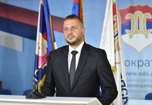 RS: Stigla prva reakcija SDS-a na ostavku Vlade Save Minića