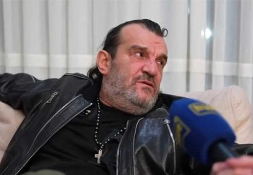 Više puta udario u “rendž rover”: Određen pritvor muškarcu koji je napao Acu Lukasa na Jahorini