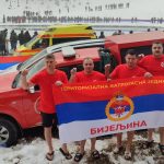 Bogojavljenje: Bijeljinski vatrogasci na Bogojavljenskom plivanju za Časni krst na Busiji